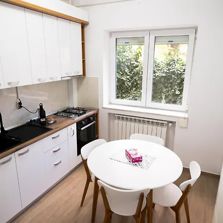 Apartament Shiro Athenee *